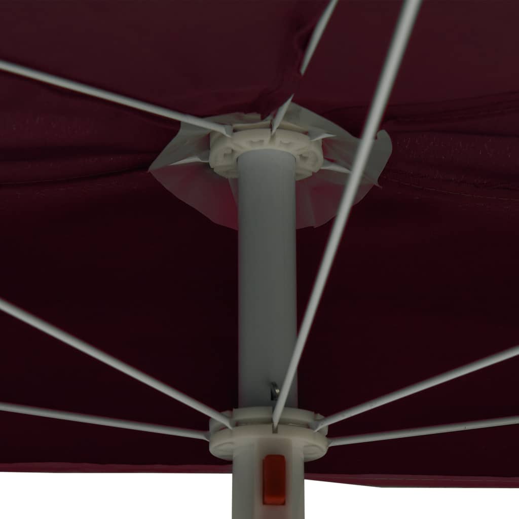 vidaXL مظلة حديقة نصفية مع عمود 180×90 سم أحمر بوردو